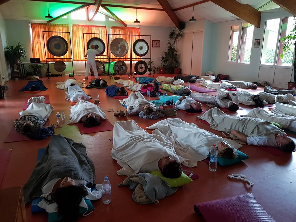 Sound Bath (Sound Meditation) and Sound Massage with Singing Bowls icon